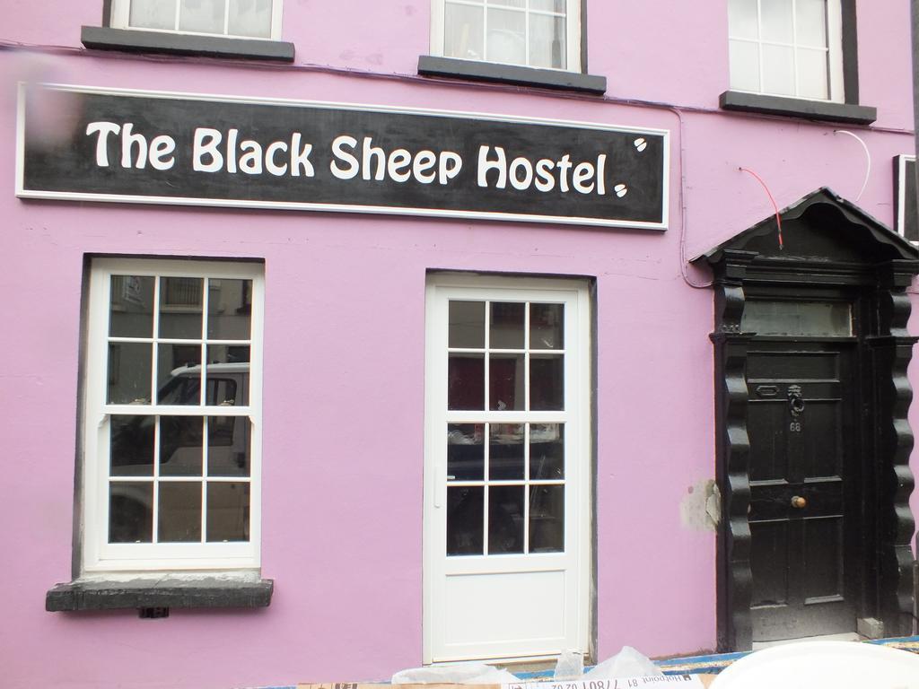 The Black Sheep Hostel Killarney Exterior photo