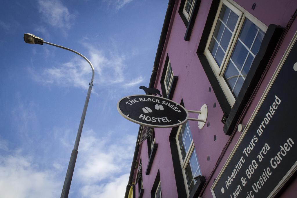 The Black Sheep Hostel Killarney Exterior photo